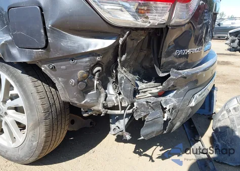 2014 Nissan Pathfinder Sl z USA, uszkodzony, nr VIN 5N1AR2MMXEC639152